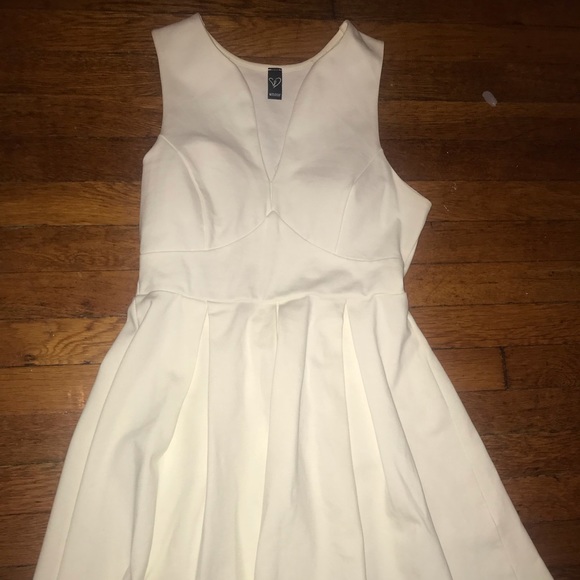 Windsor dress - Picture 2 of 4